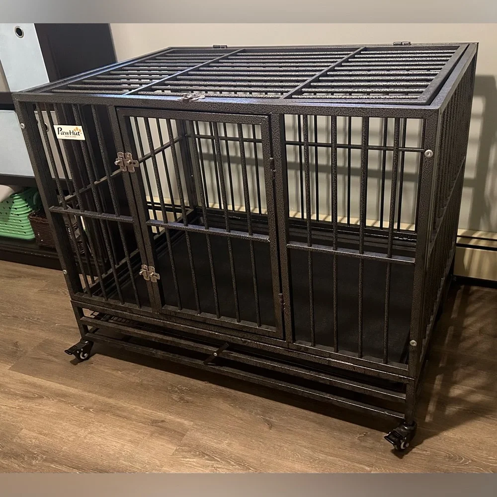 Grey Pawhut heavy duty dog kennel.